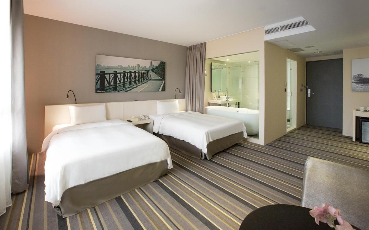 Hotelday Tamsui Eksteriør billede