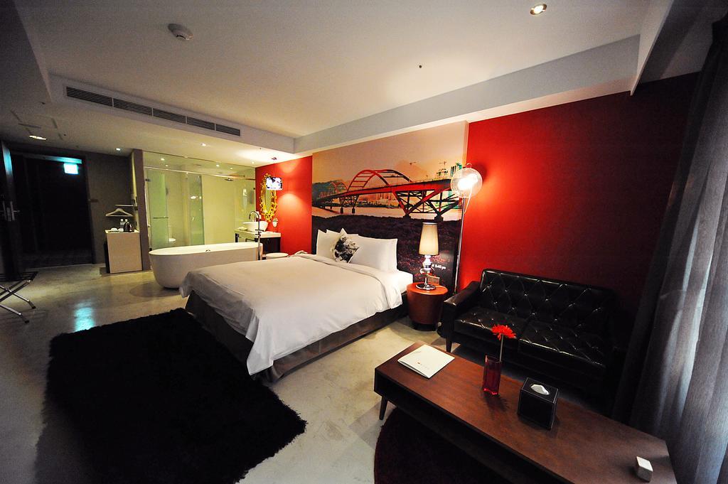 Hotelday Tamsui Eksteriør billede