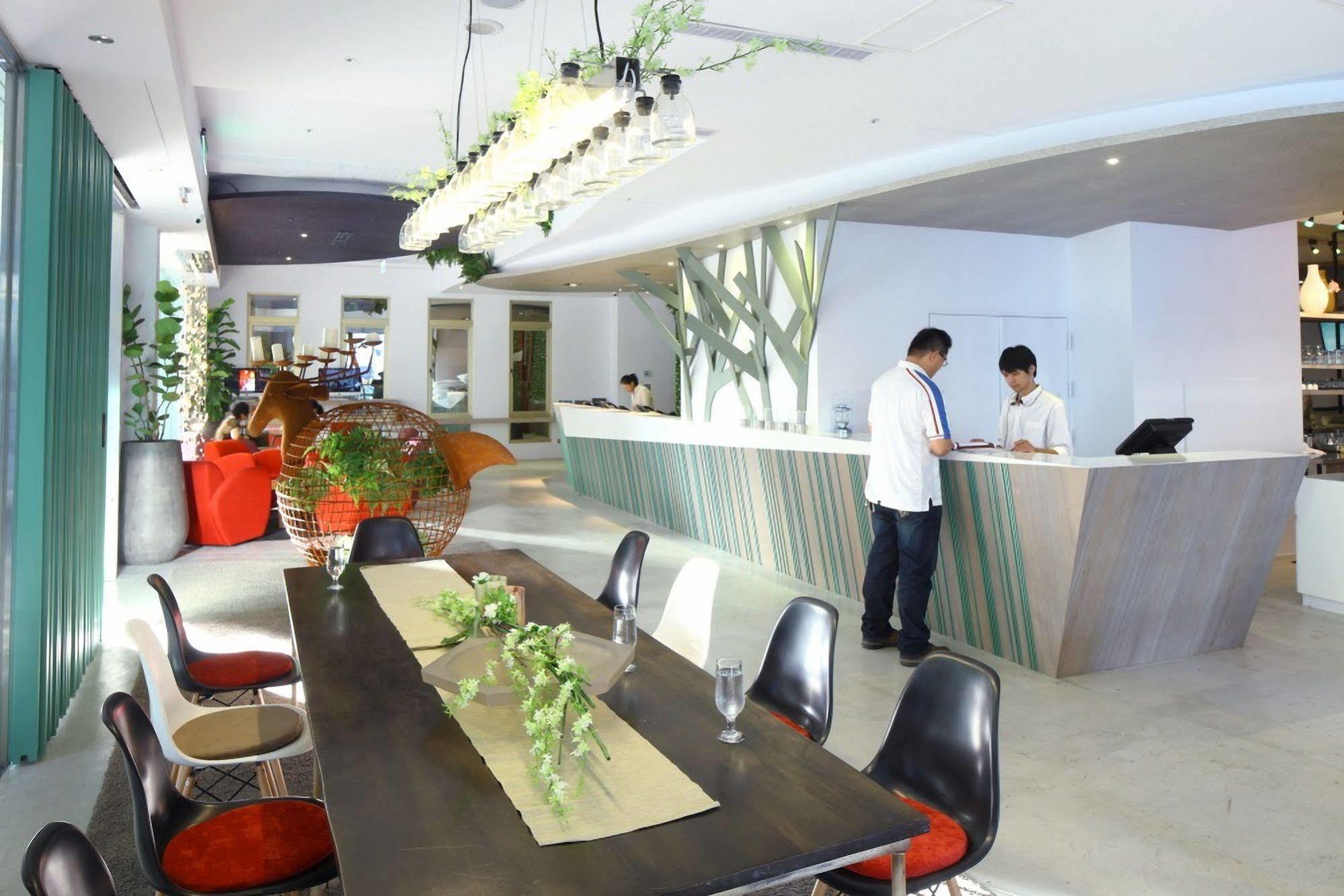 Hotelday Tamsui Eksteriør billede