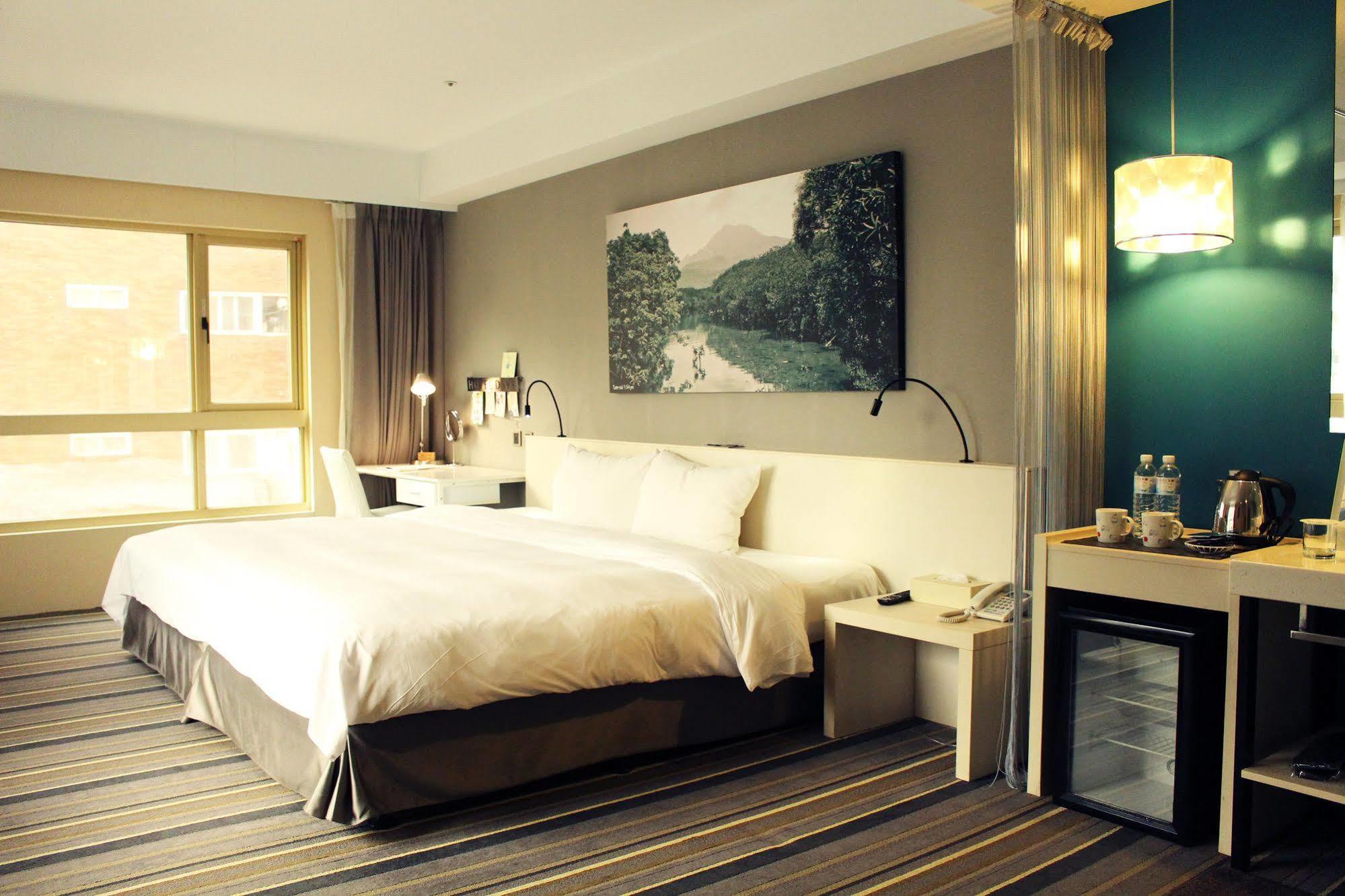 Hotelday Tamsui Eksteriør billede