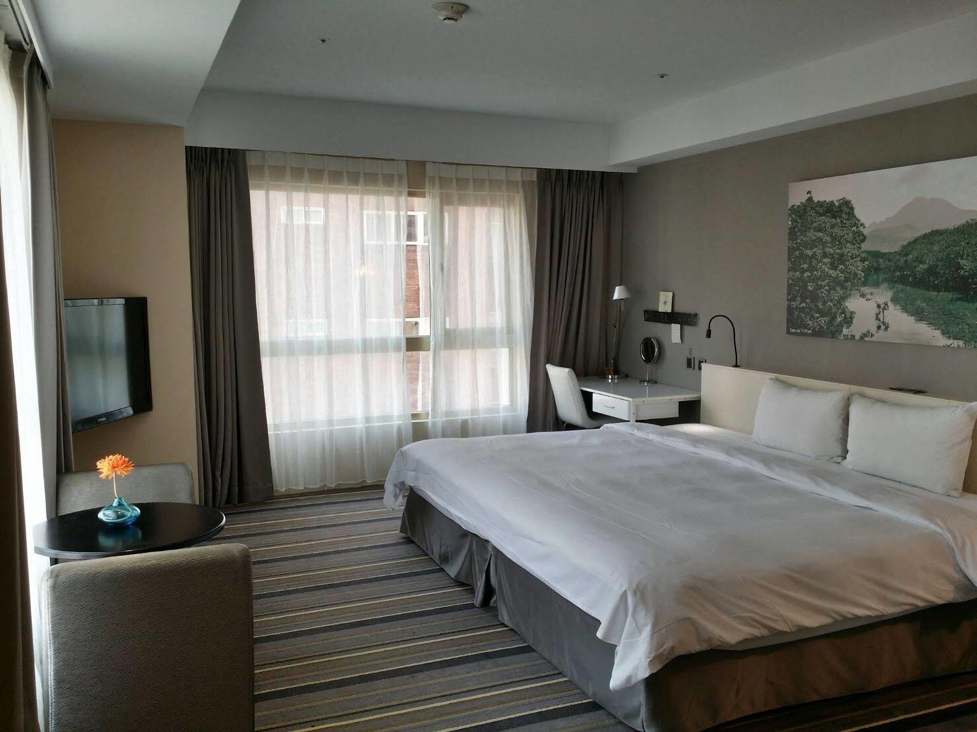 Hotelday Tamsui Eksteriør billede